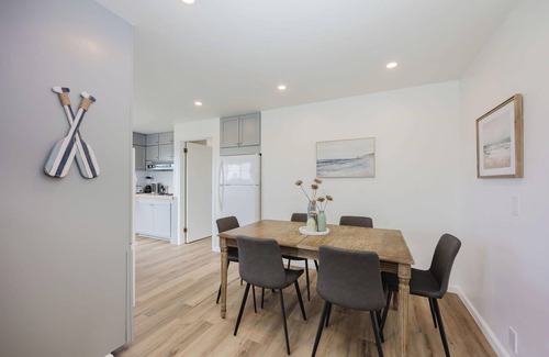 El Granada House | The Coastal Retreat, Scenic Harbor, Ocean Views, Walk to Beach, Restaurants