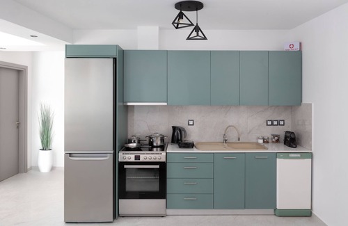 Volos City Centre House | The Coastal Rock House
