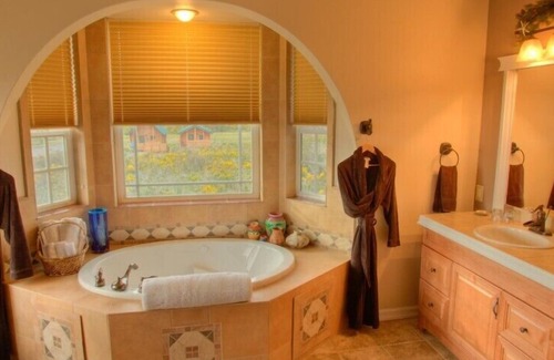 Ocean Shores House | The Collins Inn and Seaside Cottages - Adults Only