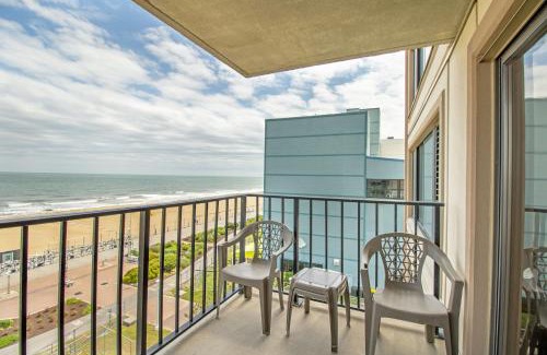Northeast Virginia Beach Apartment | The Colony at Virginia Beach by TripForth