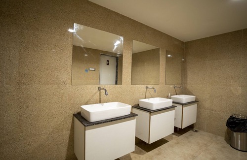 Haripur Hotel | The Comfort Gir Resort