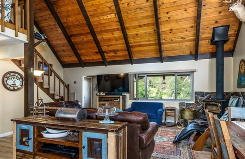 Groveland Cabin | The Comfy Cabin - Solar Powered and Handicap Friendly Amenities Make the Comfy Cabin the Perfect Place for your Yosemite Getaway by RedAwning