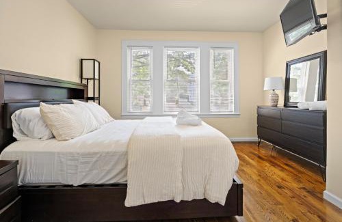 Ampere Apartment | The Commuter Dream Apartment close to NYC