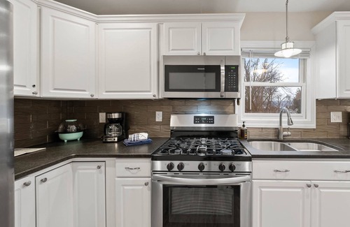 Como House | The Como Haven | Cozy Retreat Near the Lake