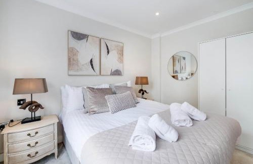 Syon Apartment | The Concord Modern 1 Bedroom Apartments