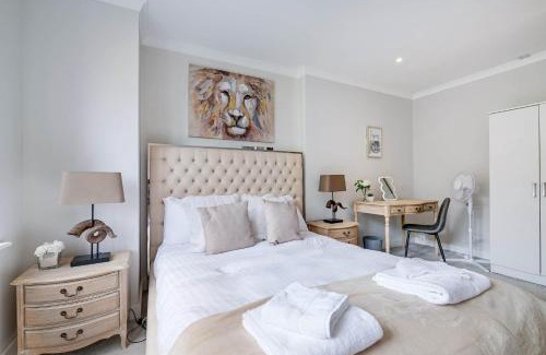 Syon Apartment | The Concord Modern 1 Bedroom Apartments