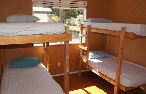 Glenburn House | The Cookhouse is a large group accommodation that has a gorgeous outlook to sea.