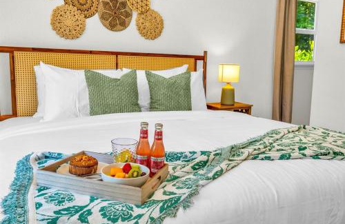 Southside House | The Coral Cabana Modern Palm Beach Escape