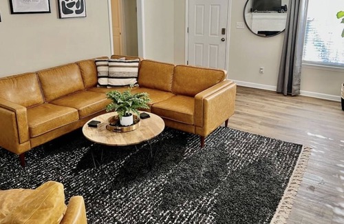 Cordova House | The Corner at Wolfchase - Boho Modern 4 BR w/ Garage and Huge Backyard
