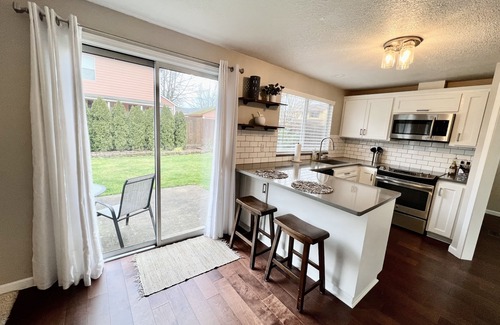 Aloha House | The Corner Terrace – Family and Pet Friendly Home