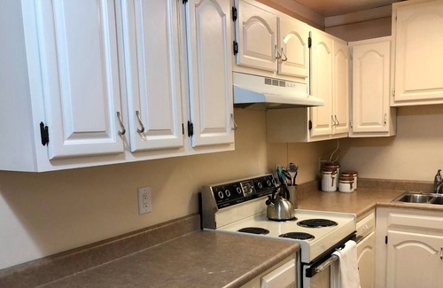 Ballston Spa House | The Cottage @ 51 Center REAR