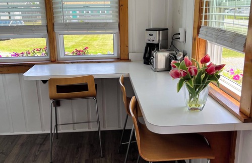 Centerville Cottage | The Cottage at Craigville Beach