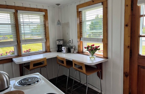Centerville Cottage | The Cottage at Craigville Beach