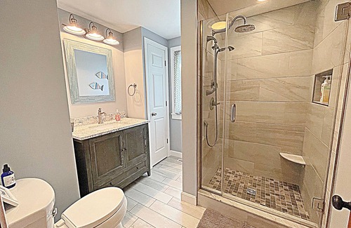 Rye House | The Cottage at Jenness Beach - just steps away!