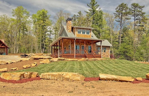 Clarkesville Cottage | The Cottage at Panther Creek