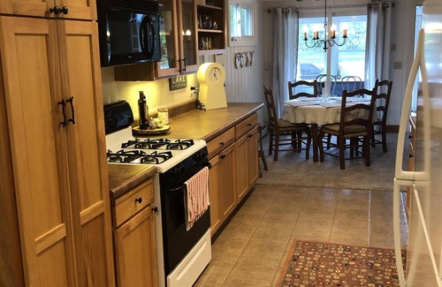 Mecosta House | The Cottage at Restmore