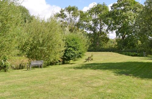 East Dereham House | The Cottage - B4014