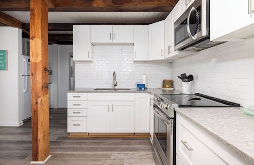 Folly Beach Apartment | The Cottage @ Dolphin's Watch Down