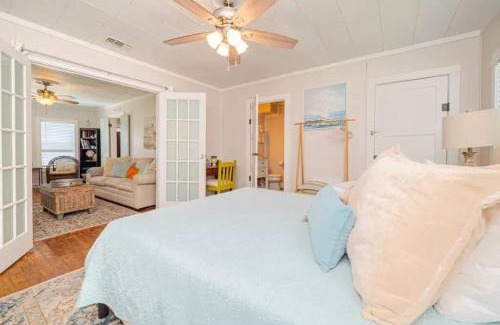 Rockport House | The Cottage - Downtown Rockport