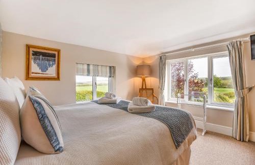 Horncastle House | The Cottage