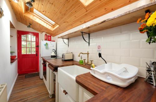 Murrisk House | The Cottage Hillside