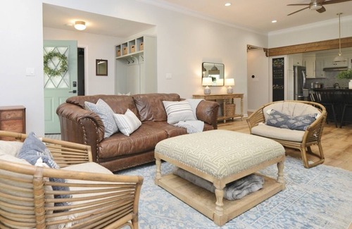Grovetown House | The Cottage in Grovetown - 4 Bedroom Southern Retreat