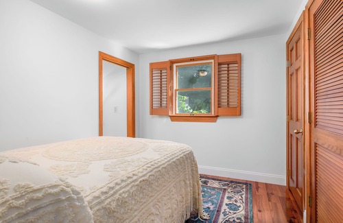 Sandwich Cottage | The Cottage in Town Neck