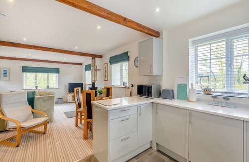 Axminster Cottage | The Cottage Middle West Water