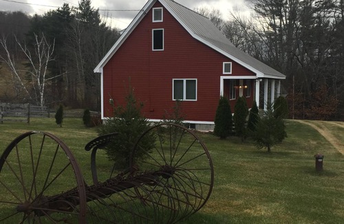 Reading Cottage | The Cottage on private gated 400 acre Reading Farms Estate