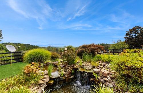 Talking Rock House | The Cottage