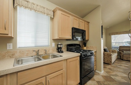 Hemet Cottage | The Cottages at Golden Village Palms RV Resort