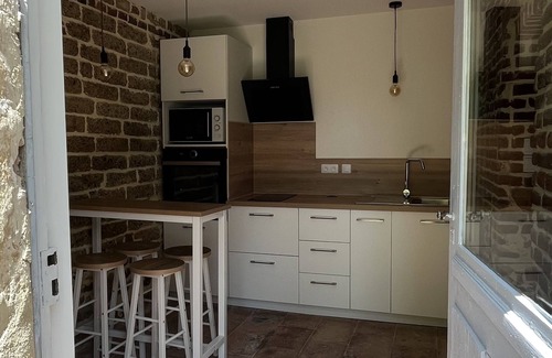 Gaillac House | The countryside in the city center, swimming pool, large garden, quiet.