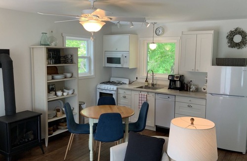 Adolphustown Cottage | The County Crossing - Gateway to PEC wine country