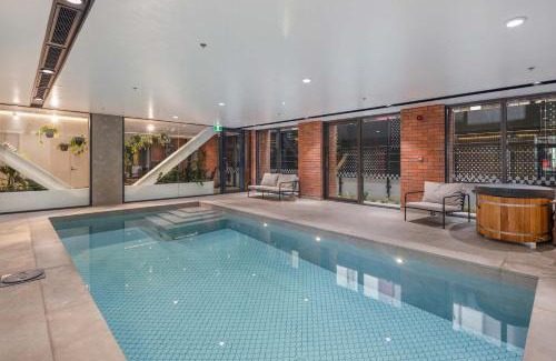 Te Aro Apartment | The Courtenay Chic Retreat 1BR Apartment