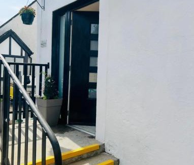 Moffat Hotel | The courtyard bar, kitchen, rooms