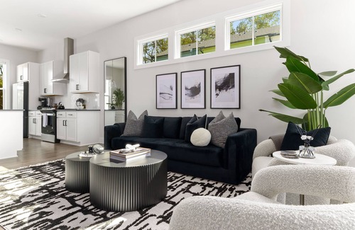 Peoplestown House | The Cove on the belt! Luxury townhouse, central to all attractions in the city.