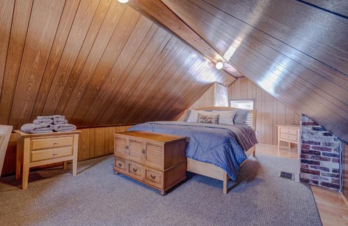 Alton Bay House | The Cove