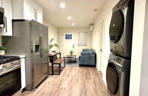 Belmont Heights Apartment | The Cozy Belmont Beach Hideaway