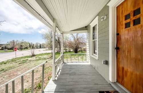 Colorado Springs House | The Cozy Chestnut Bungalow
