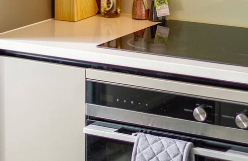 Christchurch City Centre Apartment | The Cozy Cocoon 1 bed 1 bath apartment