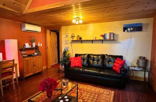 Elora Apartment | The Cozy Corner