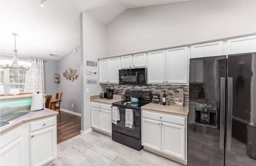 Madison House | The Cozy Cove-3BR w/Office-Pets Welcome!