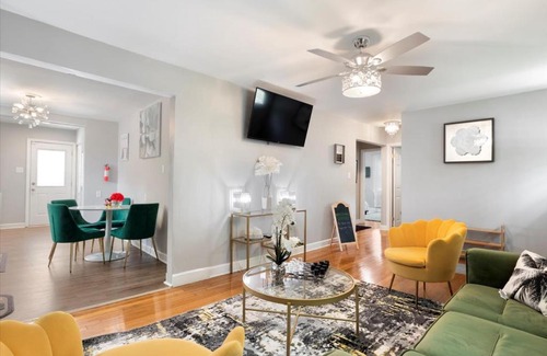 Woodland Heights House | The Cozy Emerald