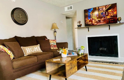 Ederville Apartment | The Cozy Fort Worth Inn - DT Stockyards Airport