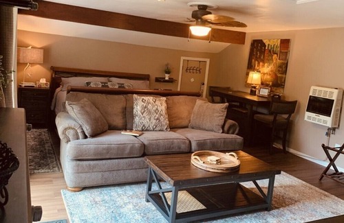 White Mills Apartment | The Cozy Nest in Historic Downtown Hawley