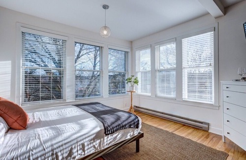 Lunenburg Apartment | The Cozy Suite Retreat for 2pp Lunenburg