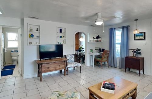 Flagler Beach House | The CrabTrap at Flager Beach - Manor