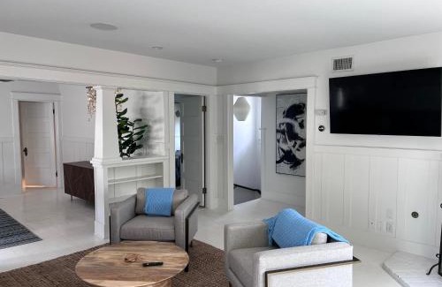 Venice House | The Craftsman House in Venice Beach