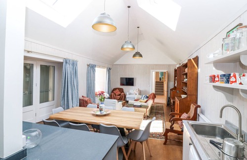 Blairgowrie Cottage | THE CRANNACH, pet friendly, character holiday cottage in Kirkmichael