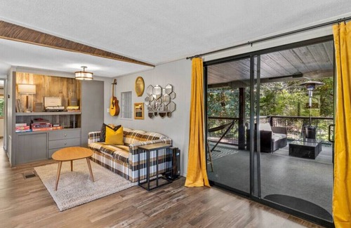 Cornville House | The Creek House Pool & Spa + Oak Creek Access